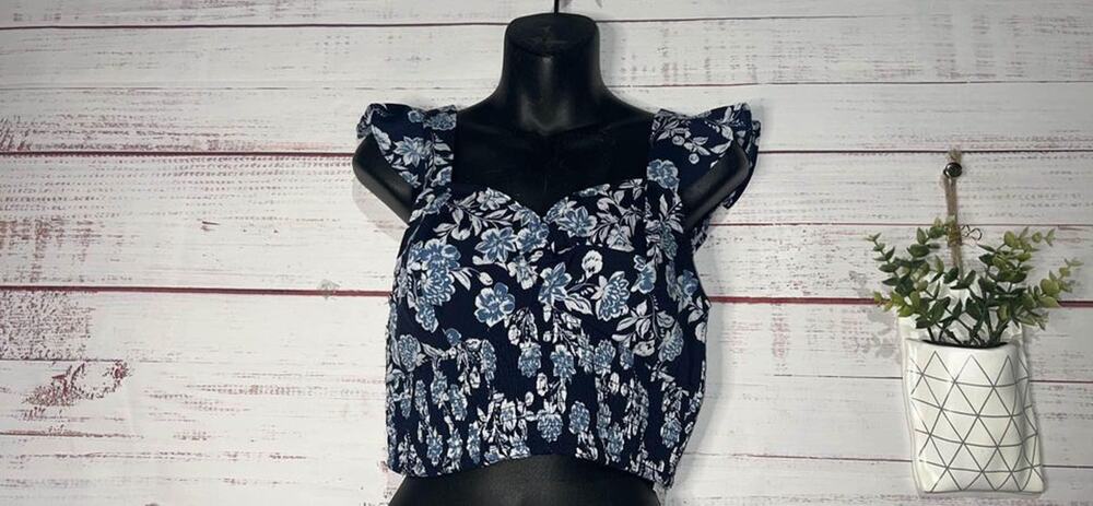 NEW B•O•G Collection Blue Floral Crop Top Medium